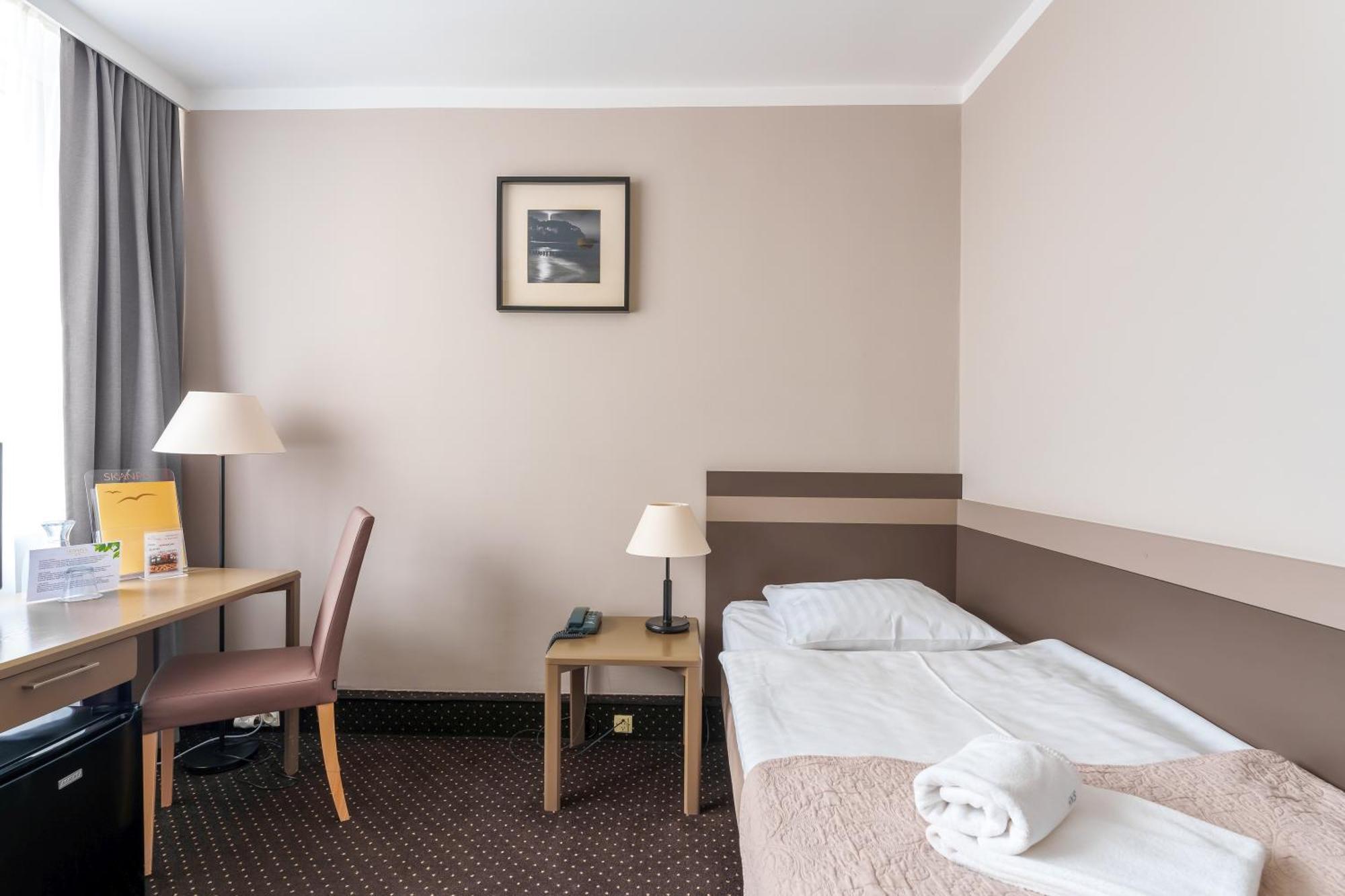 Hotel New Skanpol コウォブジェク エクステリア 写真